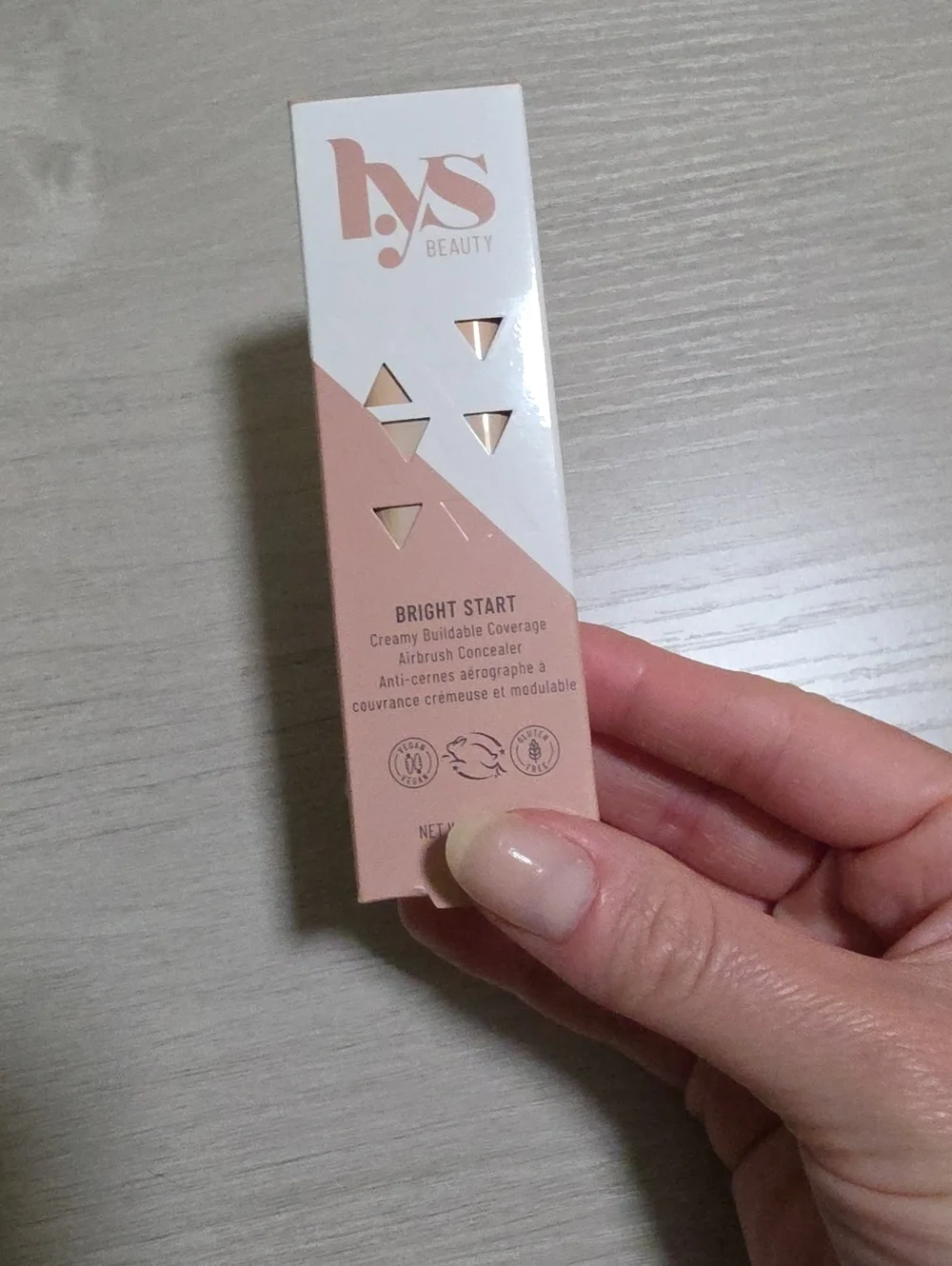 LYS BEAUTY Bright Start Airbrush Concealer In Light Nude LN6 5g